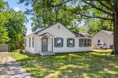 MO 516 Cherry Lane Warrenton