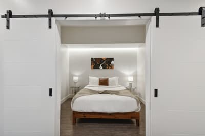 DEN 2880(U200) Zuni St. LoHi